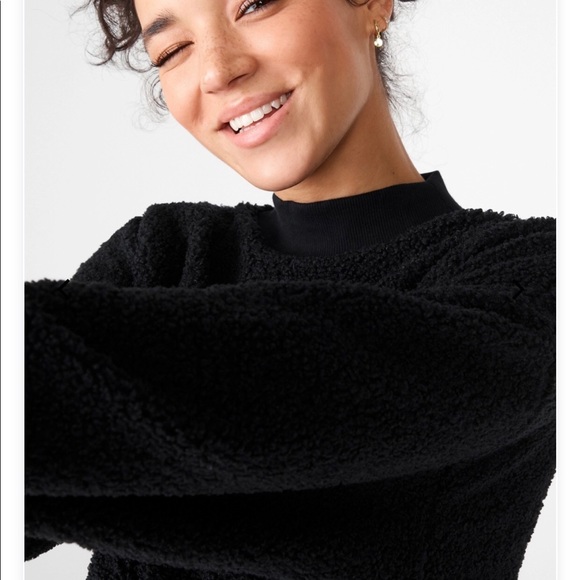 Fabletics Malia Polar Fleece Pullover - Picture 2 of 3